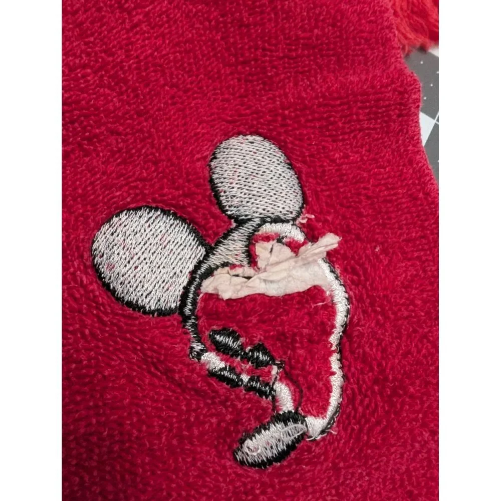 Mickey and co Christmas Mickey‎ Holiday towel & washcloth embroidered fringe